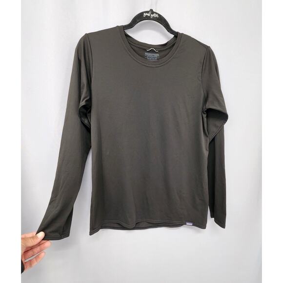 Patagonia Shirt Womens Medium Black Capilene Performance Hiking Base layer - Picture 3 of 11